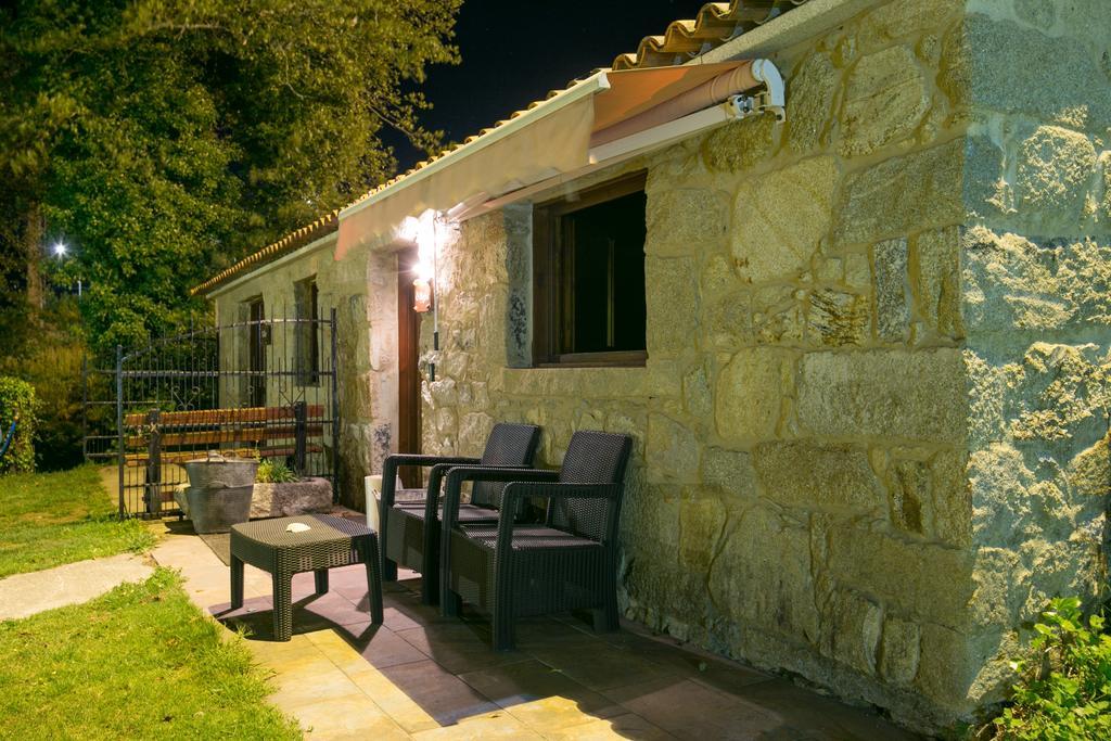 Aldea Os Muinos Guest House As Mirans Exterior photo